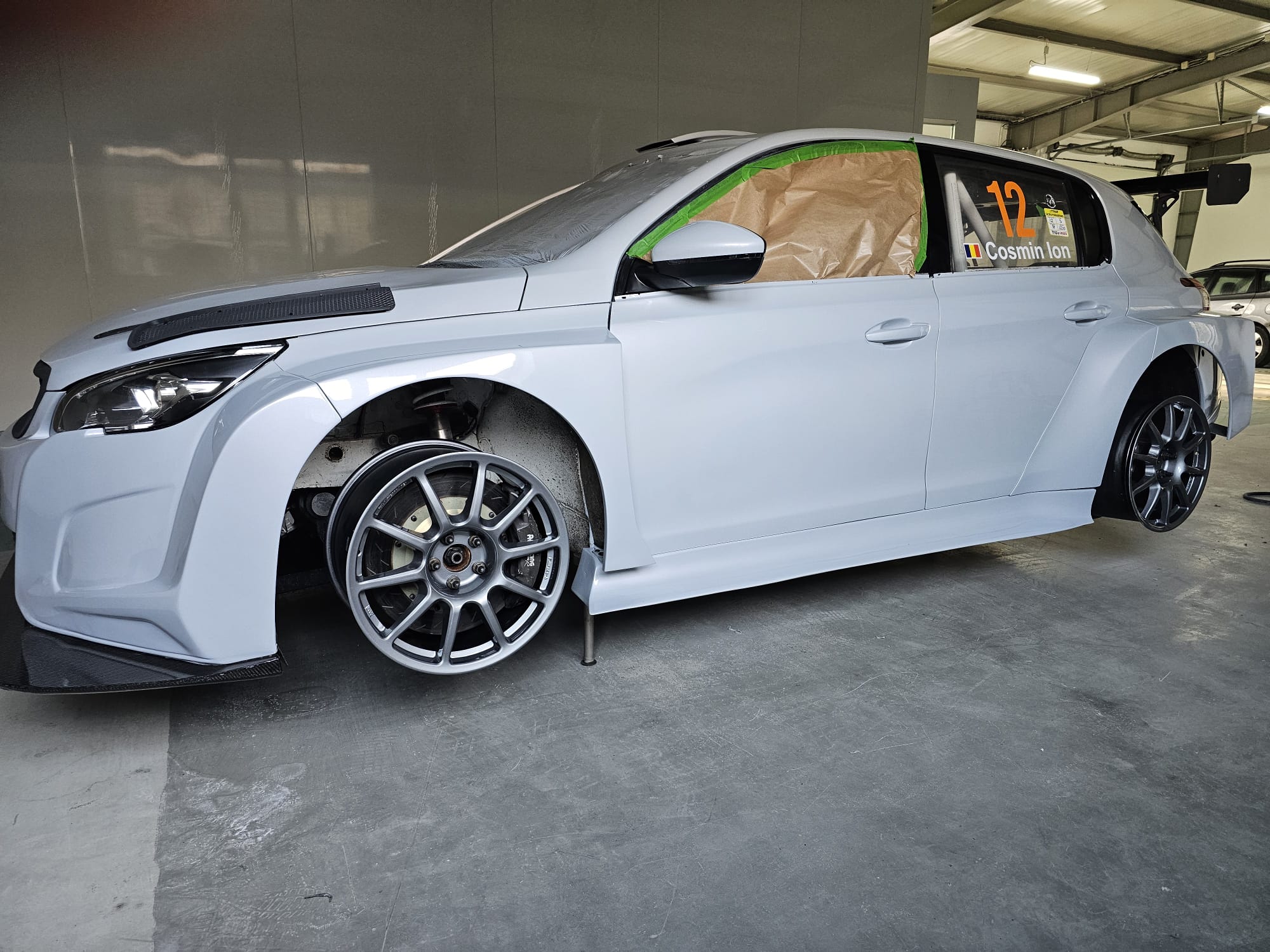 delanoi auto color locatie
